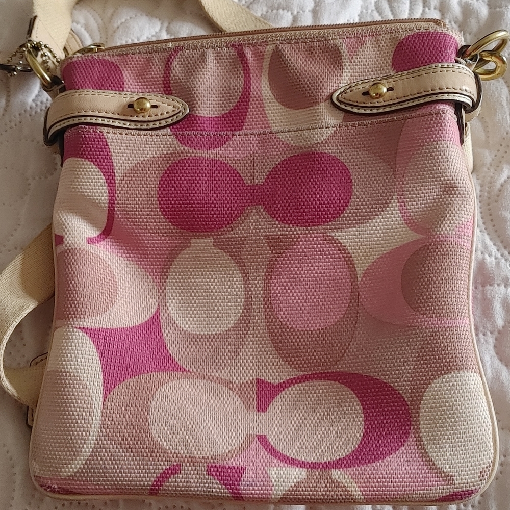 Authentic Coach Leather - Picture 6 of 15